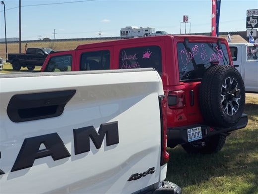 Blake Fulenwider of Clyde, Chrysler Dodge Jeep Ram on Reels | Facebook