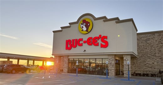 Buc-ee's Goodyear location is hiring as opening nears