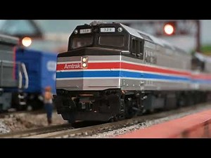 S Gauge Amtrak Action! American Models Phase 2 F40 + Superliners