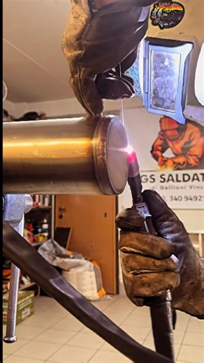 TIG Welding walking the cup on a cap pass. 🎥: gs_saldature_