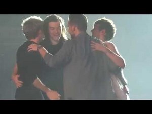 One Direction - Last Speech/Drag Me Down - Sheffield Arena 31.10.15