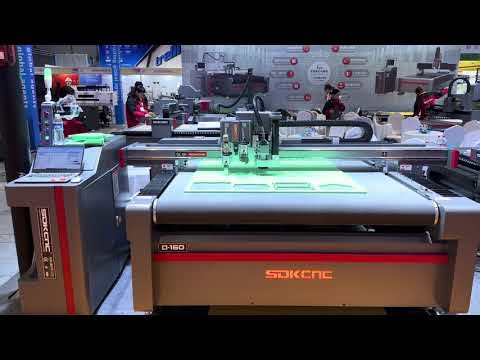 Three heads digital cutting machine