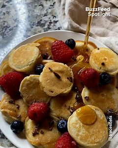 567K views · 329 reactions | These quick and tasty breakfast recipes from instagram.com/tracesoats will have you starting your day off right! | Tasty | Facebook