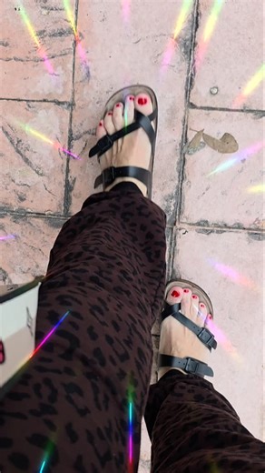 Laura Casciola Lingwai on Instagram: "👟 Walking gives you energy. Walking calms your mind. Walking gives you ideas. Walking improves your mood. Walking helps you lose weight. Walking is the most underrated fitness hack. Walk 7-10K steps every day. BTW toe polish; @opi Red Velvet Vixen is a deep, rich red crème nail polish from the Good Enough to Treat holiday collection. This sultry, bold shade offers a high-gloss, smooth finish perfect for festive, classic looks. It is available in traditional