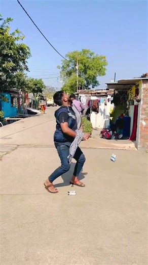 गाड़ी वाले को लगाया चुना 😂🤣😂#funny #comedy #shorts