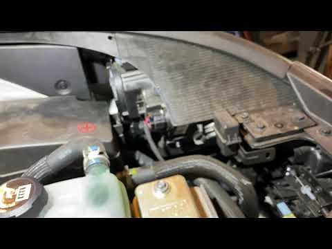 2019 Kia Niro Headlight Bulb Replacement