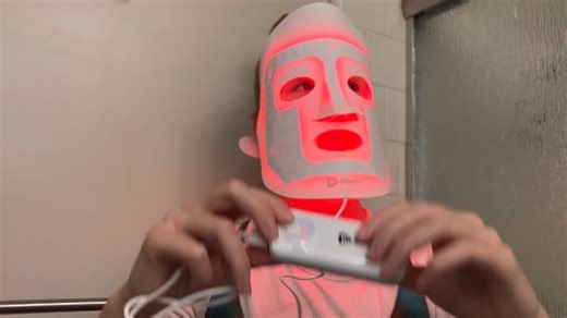 Watch How to use Lifepro RevitaGlow Light Therapy Mask on Amazon Live