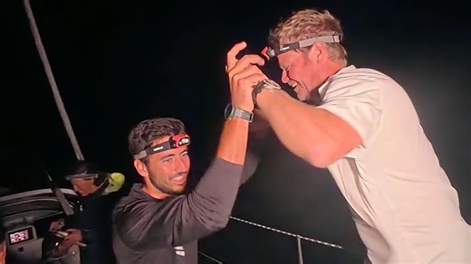 El Victoria de Alex Pella bate el récord de la Ruta del Descubrimiento
