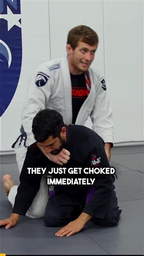 Legion AJJ - HQ San Diego on Instagram: "Adding to our sequence! When you can’t get to the armbar you can chain the attacks with this choke … 🥋 @keenancornelius"