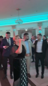 Aseară ne-am petrecut de minune la nunta colegului nostru Muscan Mihai și frumoasa lui soție Ionela😍😘👇🏼👇🏼👇🏼 | Ancuta Anghel Official