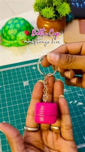 Bottle Cap Reuse Idea ♻️ @theartistkusum #bottlecapcraft #diycraftideas #bestoutofwaste