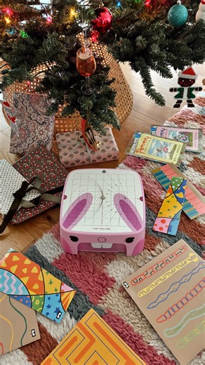 Jenna Davis Creative on Instagram: "POV: You found the perfect gift for your creative kid ✨ @getbeaverbot, a kid friendly cutting machine that helps little ones safely turn cardboard and simple materials into real creations, landed under our tree this year and let’s just say it was an instant hit. It’s playful, approachable, and such a confidence boost for little makers who love working with their hands. Penny jumped right in and started creating the perfect pad for her new puppies, and I can’t