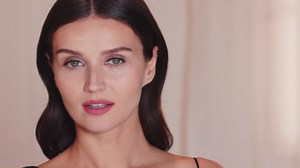 Laura Mercier Caviar Smoothing Matte Lipstick, 16HR Hydration, Long Lasting Wear, High Impact Color, Smudge- & Transfer-Proof, Hyaluronic Acid and Vitamin E Infused