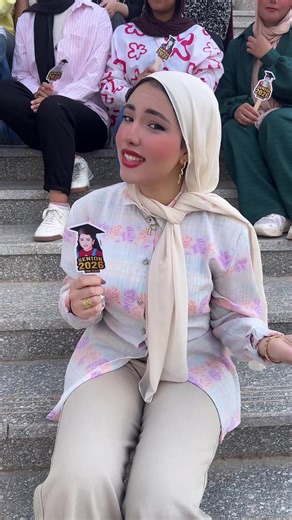 Celebrating Senior Graduation: Tips and Memories