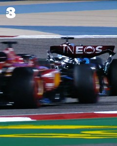 Lotta per il titolo chiusa? Non esattamente… Quella che aveva tutte le carte in regola per essere una stagione a senso unico si sta rivelando piena di sorprese 🔥 Il Gran Premio Singapore Airlines di Singapore vi aspetta sabato dalle 16:30 con le qualifiche e domenica dalle 18:00 con la gara. | TV8