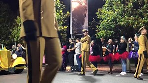 1.7K views · 48 reactions | Disney FanDaze finale parade! VIP’s, Rescue Rangers, Tale Spin, Darkwing Duck, and Roger Rabbit!! Such a fun parade with so many characters. More clips to come! | Unofficial Disney Character Hunting Guide | Facebook