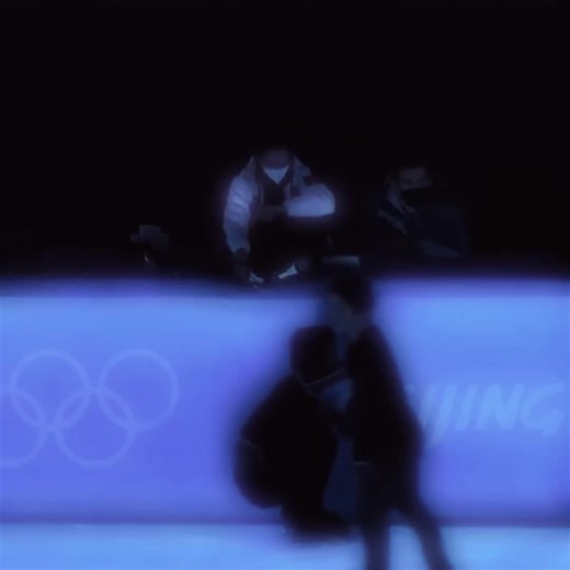 Communication Between Sasha and Yuzu in Ice Skating