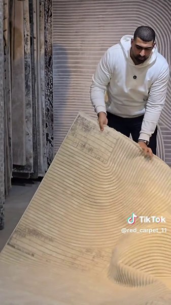 لو بتدوري على سجادة سادة وفي نفس الوقت يكون ليها شكل مختلف ‼️ وفرنا تشكيلة تختاري منها اللي يعجبك 🤍 هتخلي المكان شيك وهادي ✨ 📍القاهرة : زهراء المعادي - داخل سنتر الشامل - الدور الثاني - برج 22 شارع ف 35 - الشطر السابع - بجوار خير زمان و كافيه كاريبو https://maps.app.goo.gl/V3bmVQXe84DPGnsa7?g_st=aw 01060526876 📍القاهرة : جسر السويس - ش جمال عبدالناصر - أمام مسجد جوهار 📞 تليفون : 01022750227 01104216478 ‏https://maps.app.goo.gl/nuTT1LzeHnjN9Ejx7 📍 القاهرة : القلعة 13 الرفاعى امام مسجد الرفاع