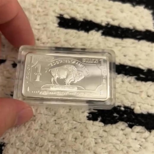 🐃✨ Own a Piece of American Heritage! ✨ Celebrate strength and legacy with the Buffalo Commemorative Silver Coin — crafted from .999 Fine Silver, featuring the iconic Buffalo & Native Chief design. 💎 A limited edition masterpiece perfect for collectors, investors, or as a timeless gift. 🎁 Secure your piece of history before it’s gone! 🚀 #BuffaloSilverCoin #AmericanPride #SilverCollectible #LimitedEdition | Rebecca Hart