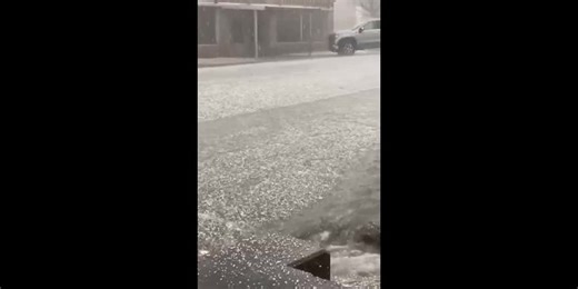 Hail falling in Centreville, Miss.