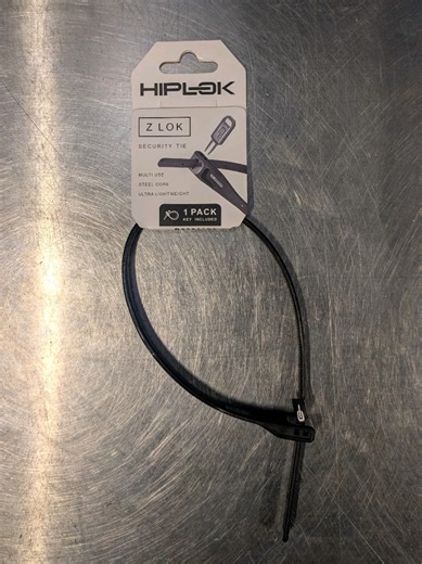 PSA: café rides are great… stolen bikes aren’t. Lock it properly. Just do it! 🚲🔒☕ #lockit #bikesoup #caferide #hiplock #cycling @ZyroFisher @Hiplok