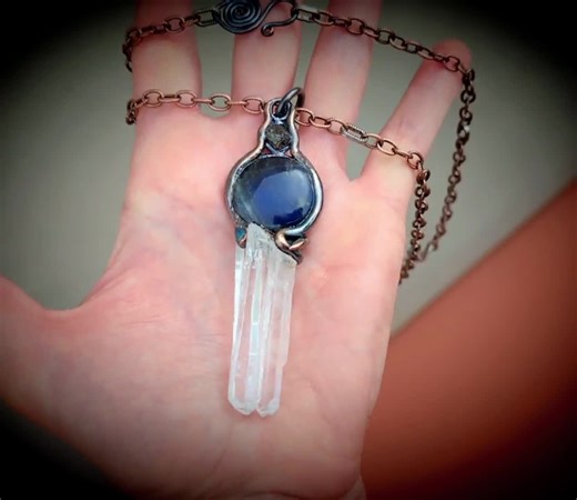 Crystal Healer Amulet With Twinsoul Faden Quartz, Spectrolite, Raw Diamond, Blue Topaz, Copper, Adjustable Long Chain, Protection, Self-heal - Etsy