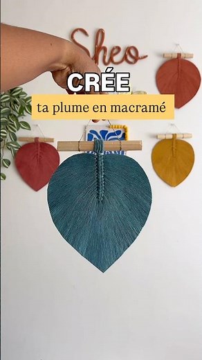Comment faire une plume en macramé ? Découvre ici pas à pas le DIY pour créer ta feuille macramé.