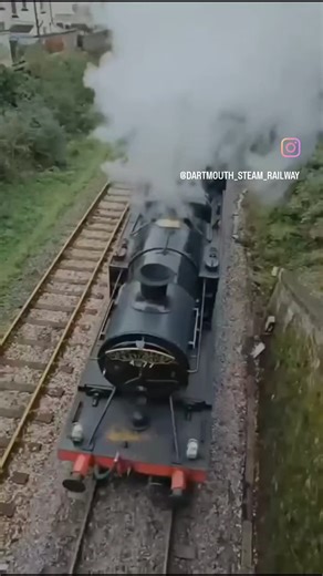 A beautiful day out on our heritage steam railway last year, expertly captured by @marc_serr on Instagram 🚂 Grab your tickets here: www.dartmouthrailriver.co.uk/ | Dartmouth Steam Railway and River Boat Company