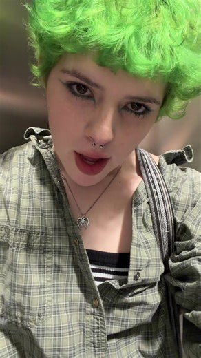 Take that crooked ass vertical labret out and got a septum