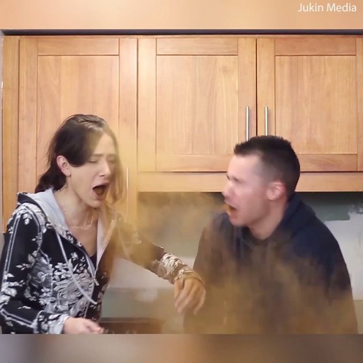 271K views · 137 reactions | This why you shouldn’t do the cinnamon challenge  | Daily Mail Video | Facebook