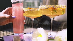 Fancy Sprinkles Bulk Prism Powder, for Baking Dusting Powder, Edible Glitter, No Taste or Texture, Add to Baked Goods or Drinks Fool's Gold (25g) Fancy Sprinkles Prism Powder Edible Glitter Sets