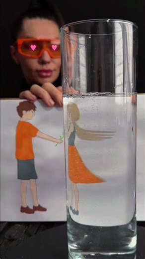 How Did This Glass Turn the Drawing Around? 🤯🥛 #viral