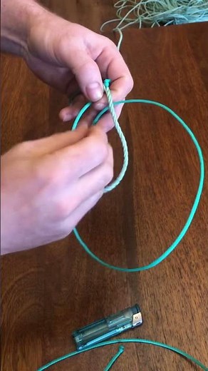 How to make professional longlines / trot lines. Tying the hook snood to the main line. Bass Cod