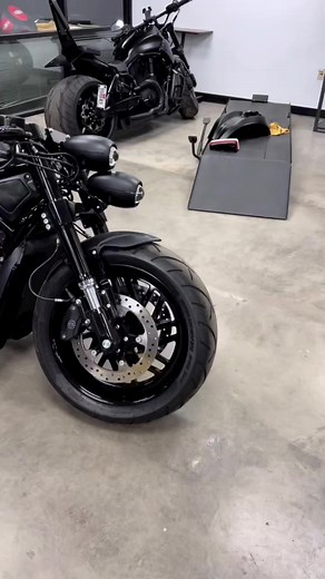 This Harley #vrod is a true work of art This Harley V-Rod customized by DD Design from the United States is a true work of art. This motorcycle has undergone some serious modifications to enhance its performance and give it a unique aesthetic appeal. Let’s dive deeper into the modifications that make this motorcycle stand out from the crowd. | DarkKustom.com