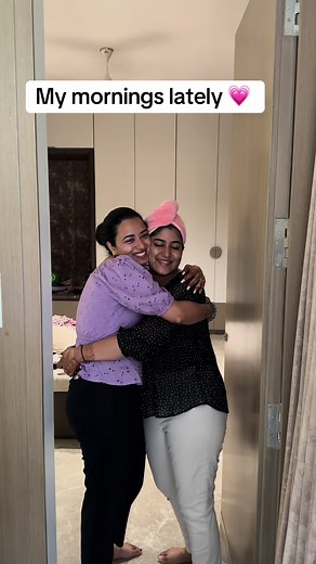 Romantic Couple Videos | Hugs and Kisses | Happy Couples