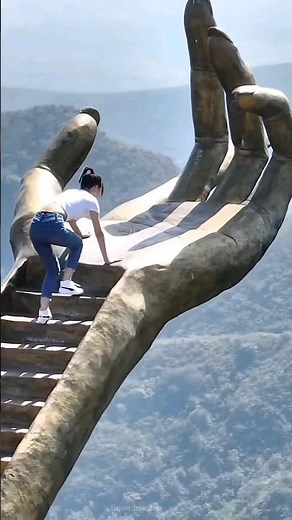 Tallest Buddha hand in the world?🇨🇳