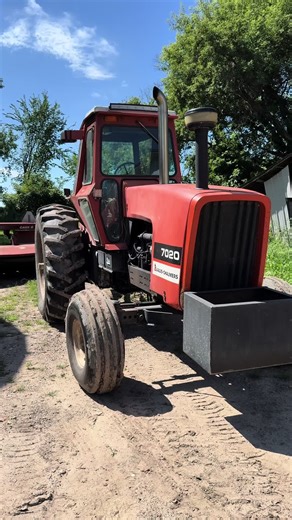 Nostalgic Hay Season Memories with Allis Chalmers
