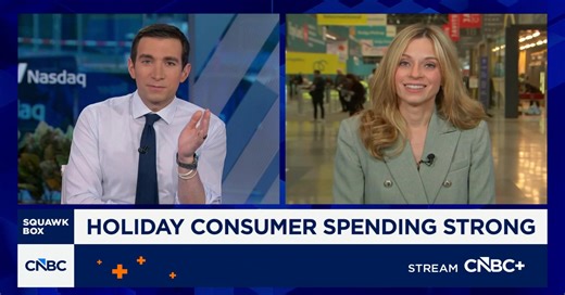Consumer spending accelerated in December, CNBC/NRF Retail Monitor finds
