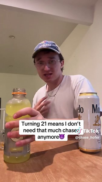 Celebrating Turning 21 with Fun Drinks