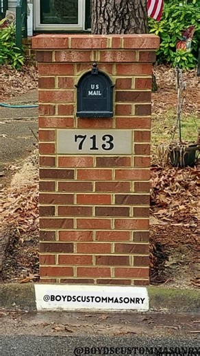Brick Mailbox Enclosure . Be the best in your neighborhood. #craftsmanship #masonry #skills