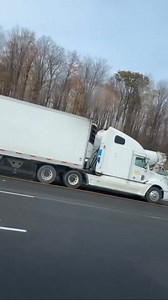 #TRAFFIC⚠️All lanes of Highway 401 eastbound are currently closed at Townline Road in Cambridge, for a Police investigation . #hwy401 #cambridge #onhwys #roadsafety #accident #trucking #crash #ontario #OPP | 401_da_sarpanch
