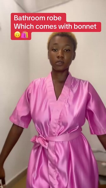 #bathroomrobe #heroutermade #bonnet #fypp #supportsmallbusiness #ghanatiktok🇬🇭 #foryoupage❤️❤️ #everyone #businessowner
