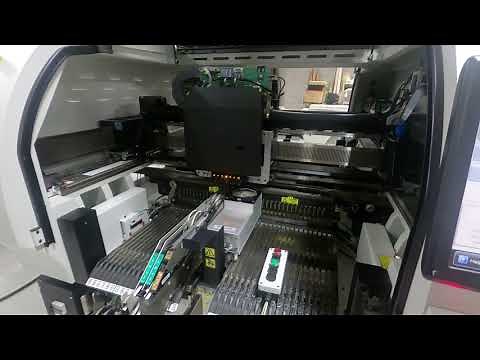 Universal Instruments Genesis GX-11S smt pick & place machine