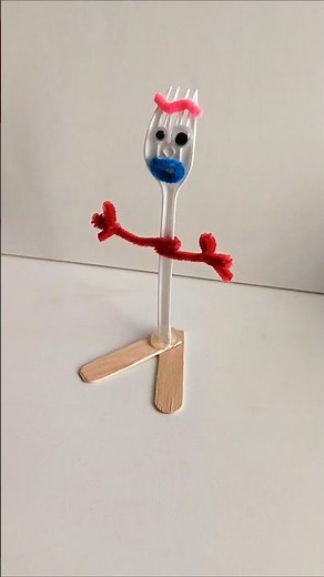 Learn how to create Forky from Toy Story using recycling ♻️😃⚜️ #handmade #art #crafts