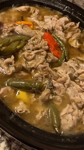 Sylvia Davis on Instagram: "Pig feet, chittlins, hog mawls 🔥🔥🔥🤣🤣 #Thanksgiving #pigfeet #chittlins #whatsfadinna #whatsfadinna"