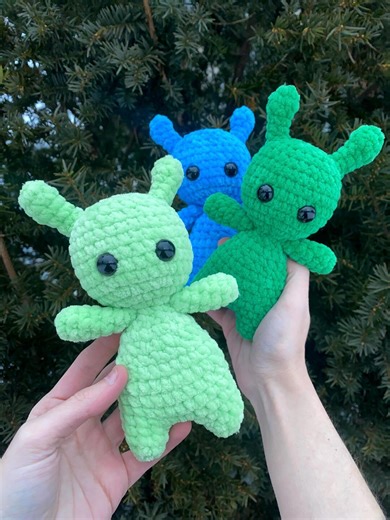 Alien Plushie - Handmade Crocheted Item - Etsy