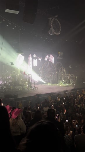 MIKA's Unforgettable Performance in Manchester