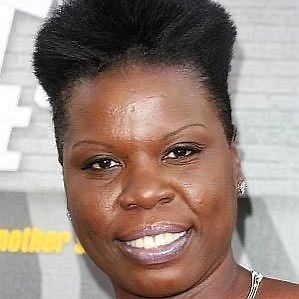 Leslie Jones Boyfriend 2025: Dating History & Exes - CelebsCouples