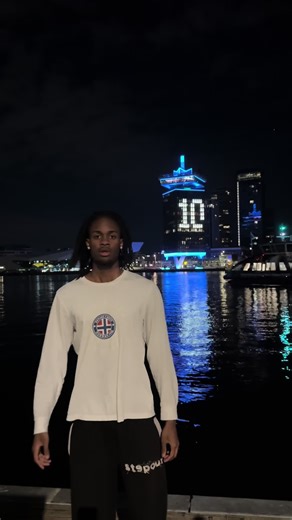 always share the message of Love#amsterdam #netherlands #hostels