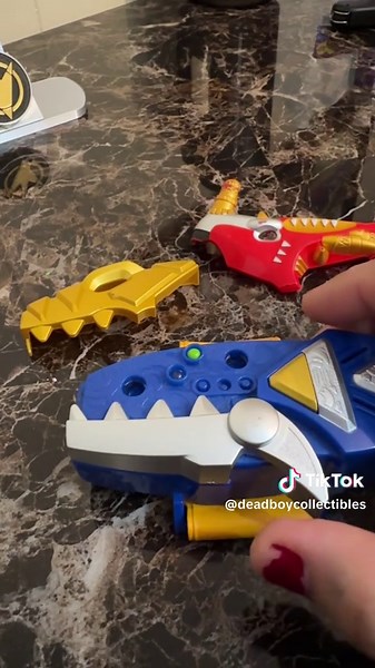 Triastic Morpher: Power Rangers Dino Thunder Toy Review